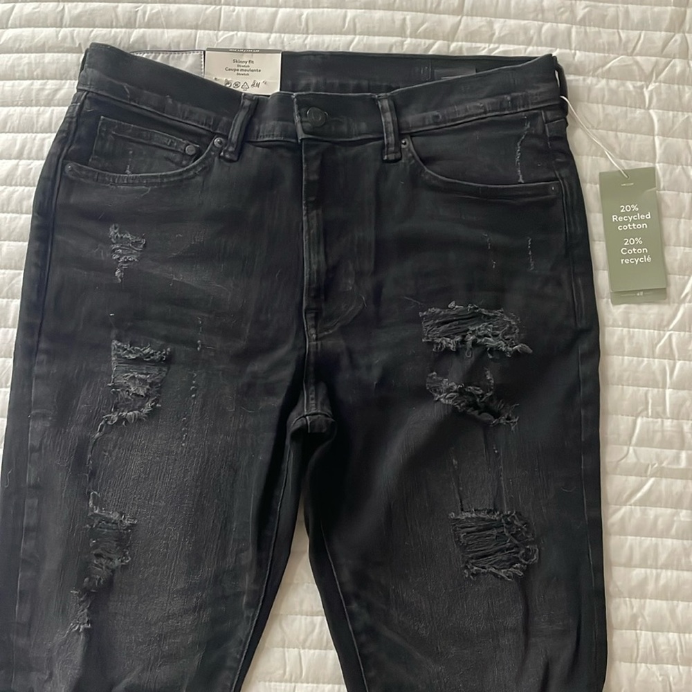 H&M skinny fit stretch men’s black distressed jeans size 34/32 brand new
